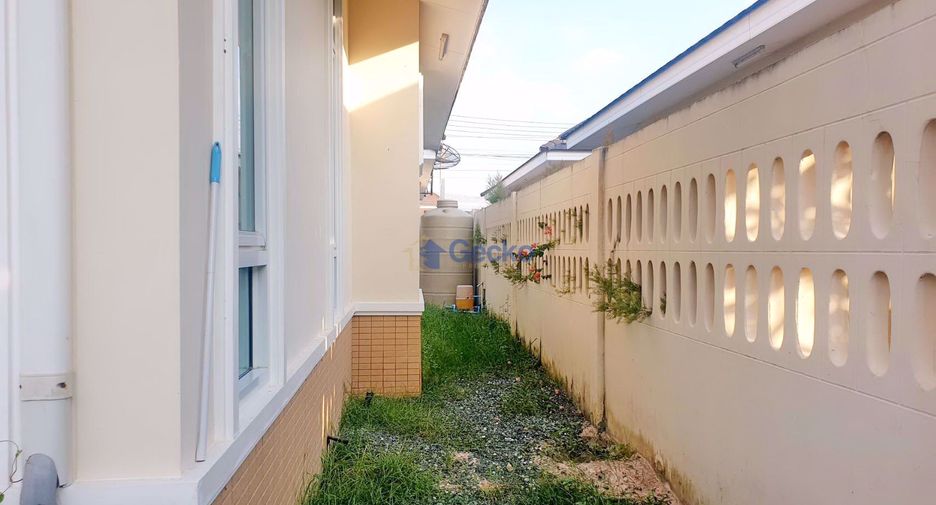 À louer 3 chambres maison à Bang Lamung, Chonburi