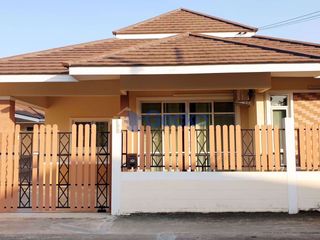 À louer 3 chambres maison à Bang Lamung, Chonburi