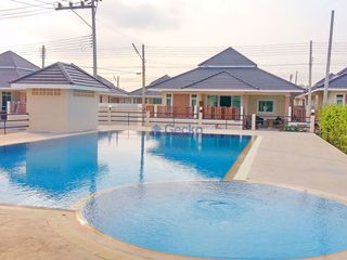 À louer 3 chambres maison à Bang Lamung, Chonburi