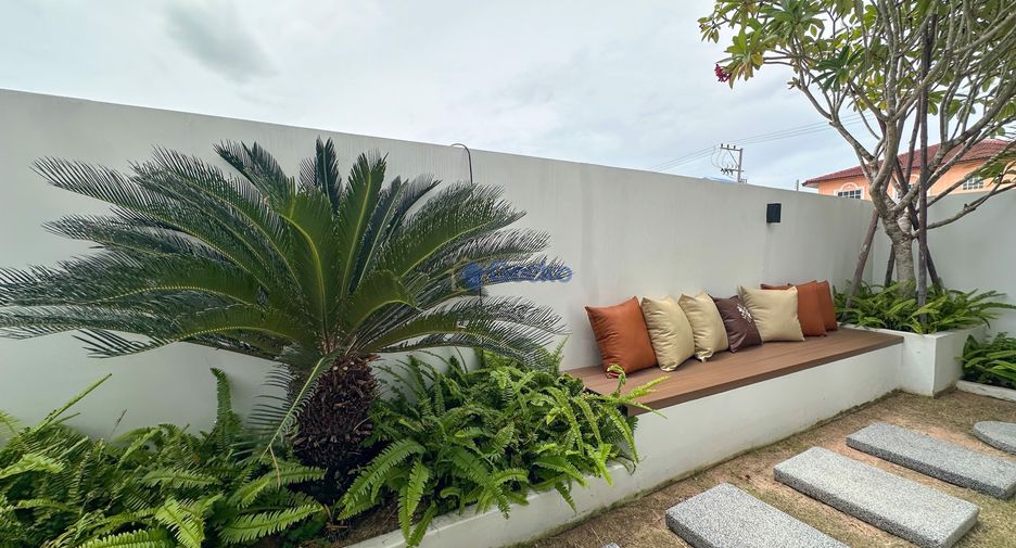 For sale 4 bedrooms house in Bang Lamung, Chonburi