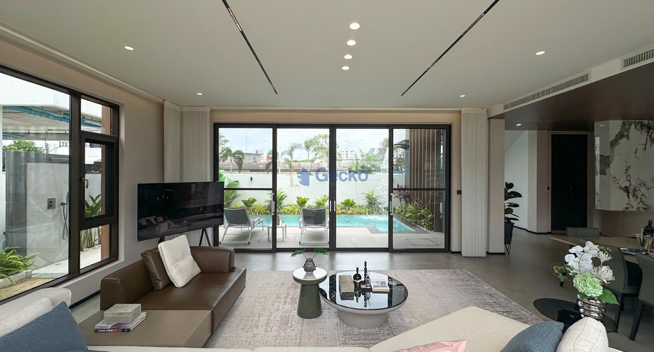 For sale 4 bedrooms house in Bang Lamung, Chonburi