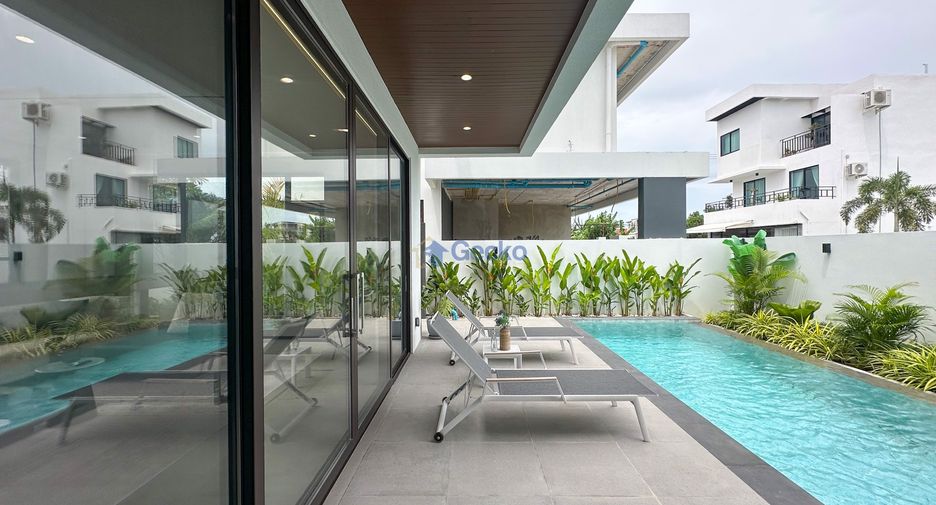 For sale 4 bedrooms house in Bang Lamung, Chonburi