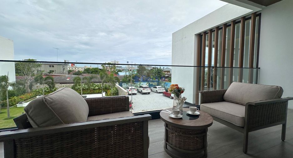 For sale 4 bedrooms house in Bang Lamung, Chonburi