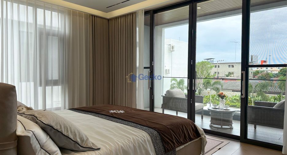 For sale 4 bedrooms house in Bang Lamung, Chonburi