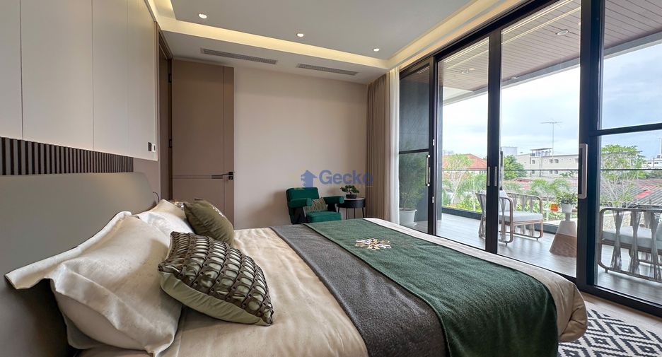 For sale 4 bedrooms house in Bang Lamung, Chonburi