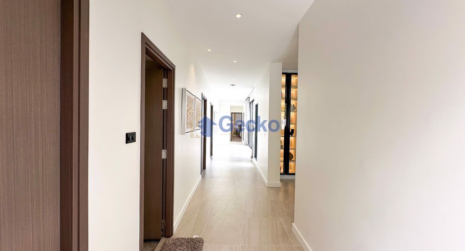 À vendre 5 chambres maison à Bang Lamung, Chonburi