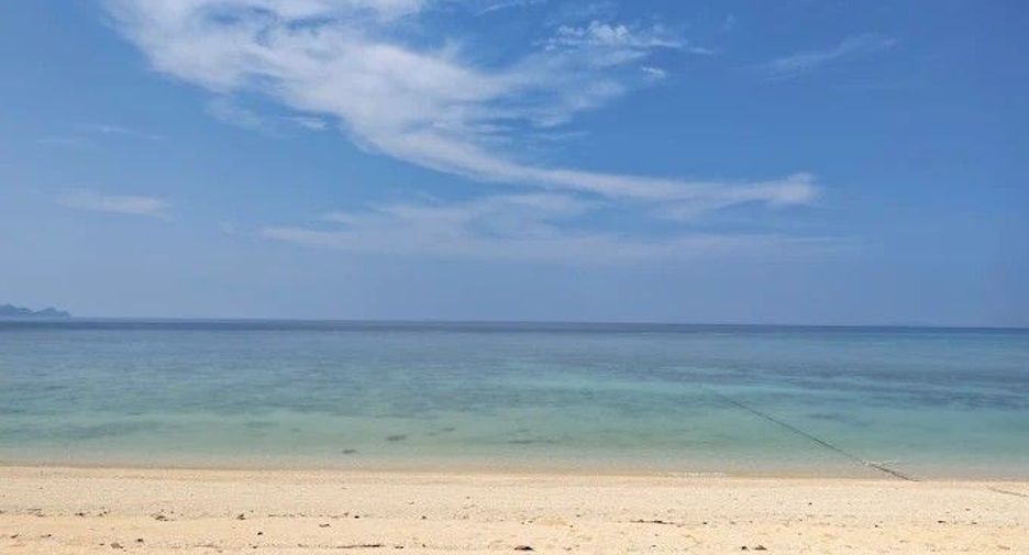 For sale 30 bedrooms hotel in Ko Lanta, Krabi