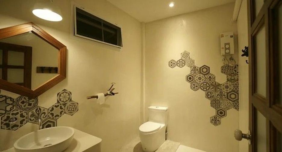 For sale 30 bedrooms hotel in Ko Lanta, Krabi
