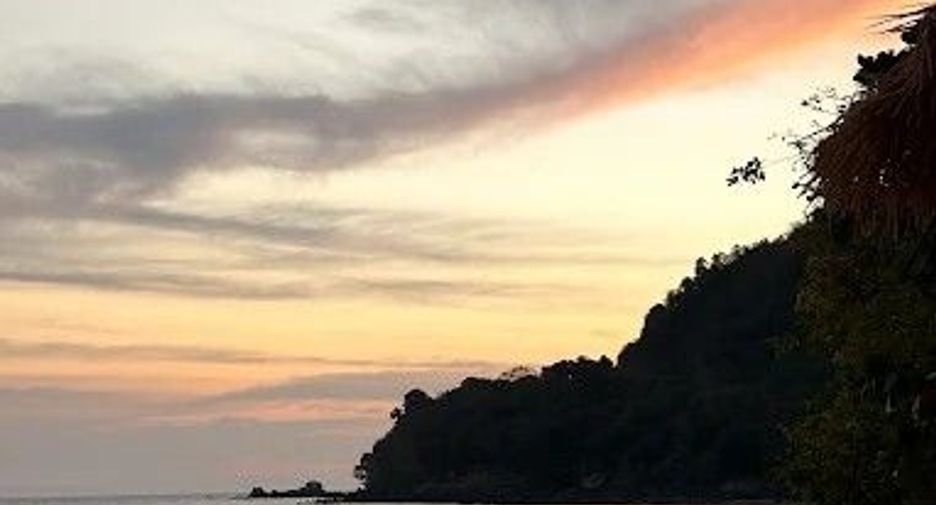For sale 30 bedrooms hotel in Ko Lanta, Krabi