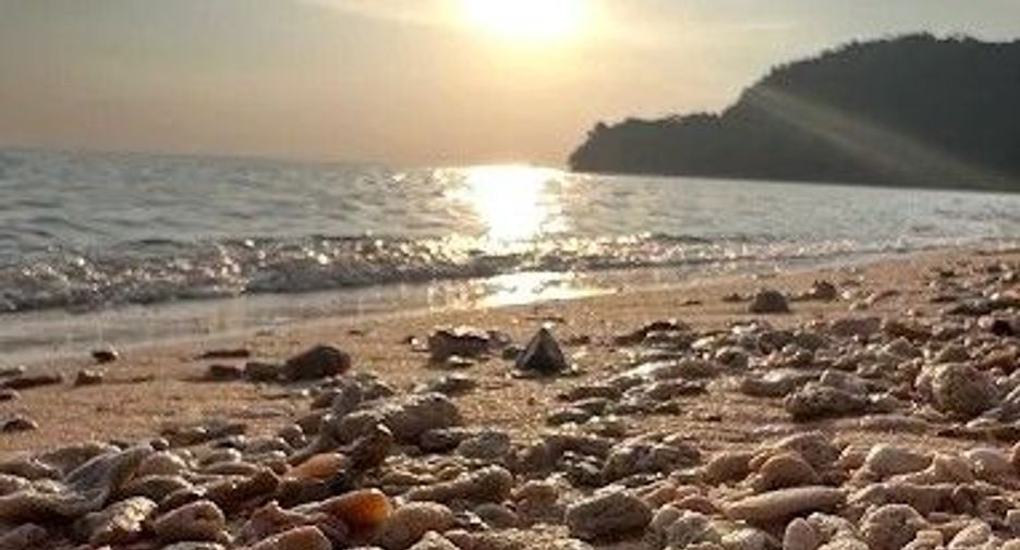 For sale 30 bedrooms hotel in Ko Lanta, Krabi