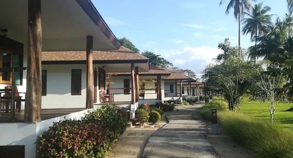 For sale 30 bedrooms hotel in Ko Lanta, Krabi