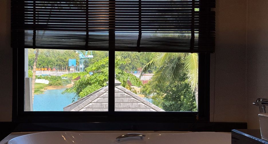 For rent 4 bedrooms villa in Thalang, Phuket