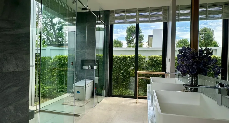 For sale 4 bedrooms villa in Thalang, Phuket