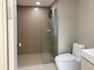 For sale 1 bed condo in Suan Luang, Bangkok