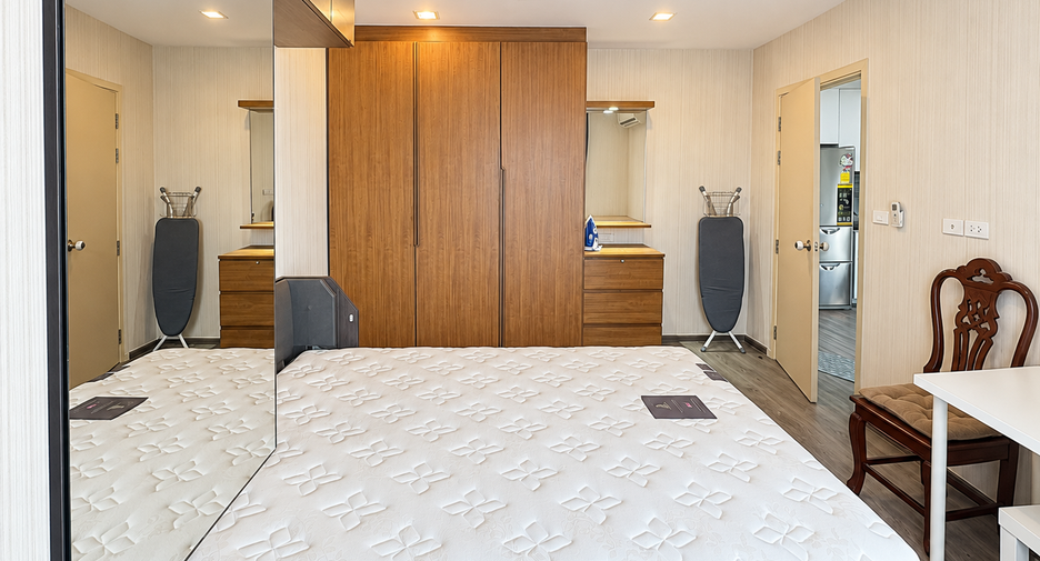 For sale 1 bed condo in Suan Luang, Bangkok