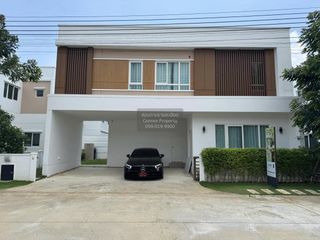 À louer 4 chambres maison à Bang Bo, Samut Prakan