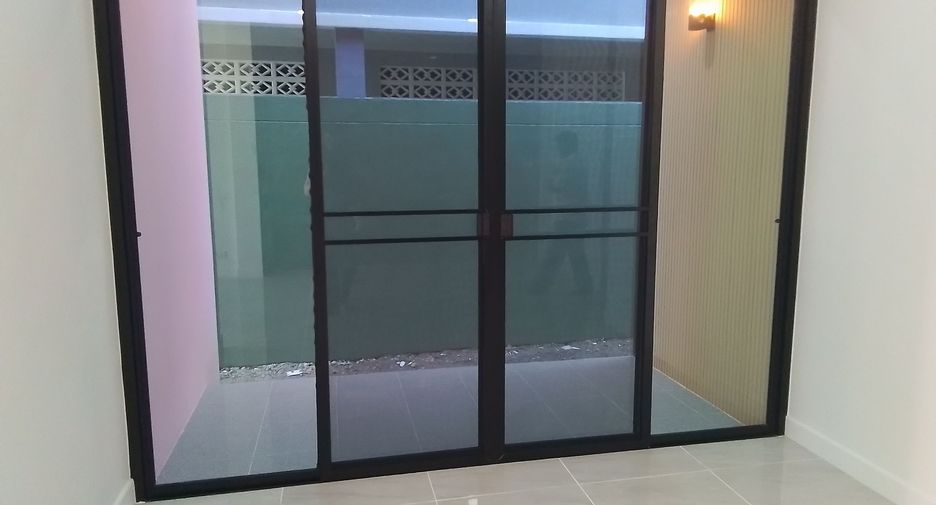 Haus zur Miete mit 3 Zimmer in Mueang Phuket, Phuket
