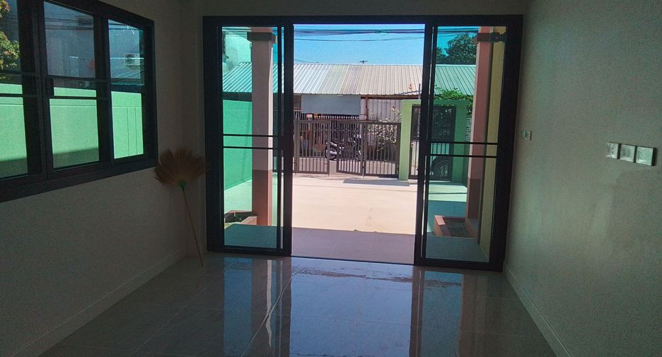 Haus zur Miete mit 3 Zimmer in Mueang Phuket, Phuket