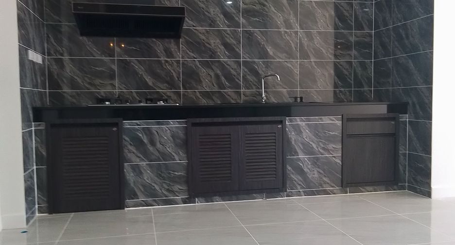 Haus zur Miete mit 3 Zimmer in Mueang Phuket, Phuket