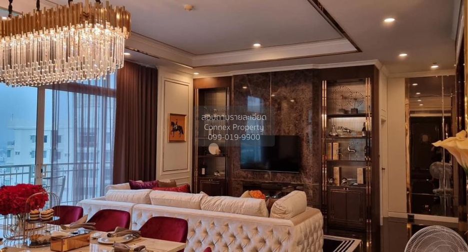 For rent 4 bedrooms condo in Huai Khwang, Bangkok