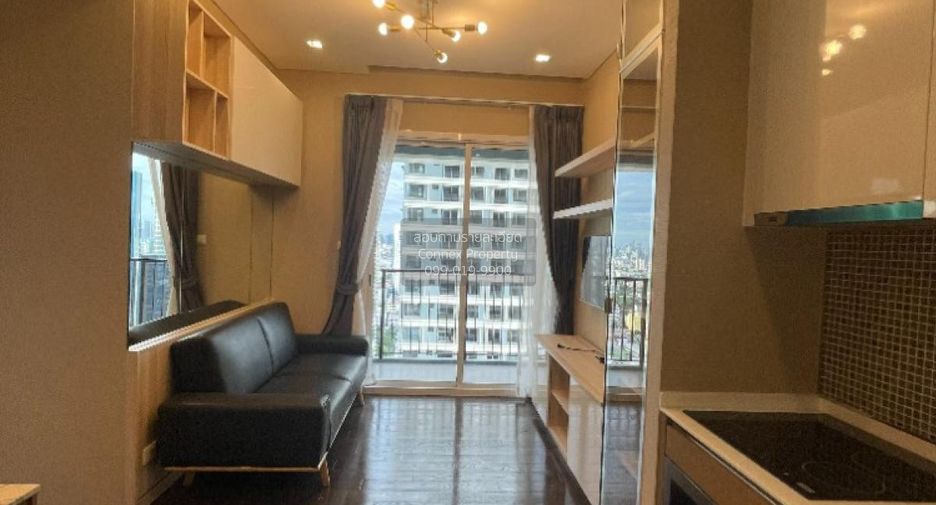 For rent 2 bedrooms condo in Chatuchak, Bangkok