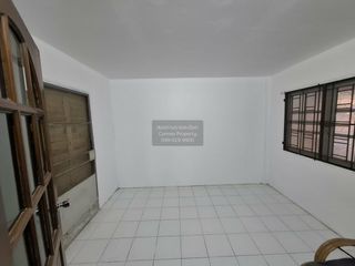 Casa en alquiler de 3 habitaciones en Don Mueang, Bangkok