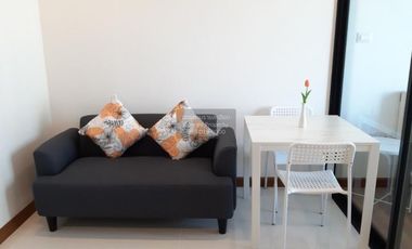 Wohnung zur Miete mit 1 Zimmer in Khlong San, Bangkok