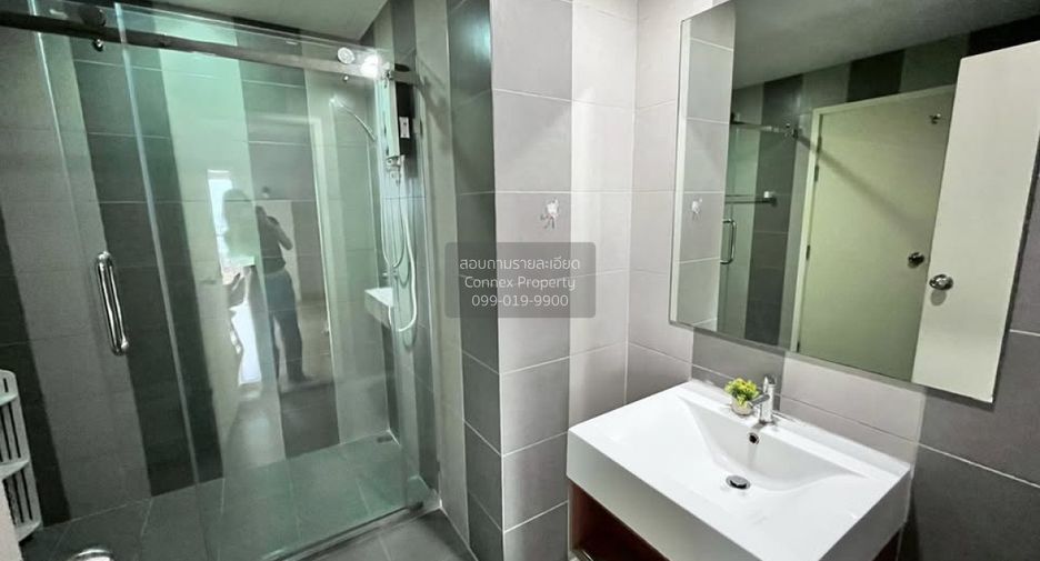 Condo en alquiler de 2 habitaciones en Thon Buri, Bangkok