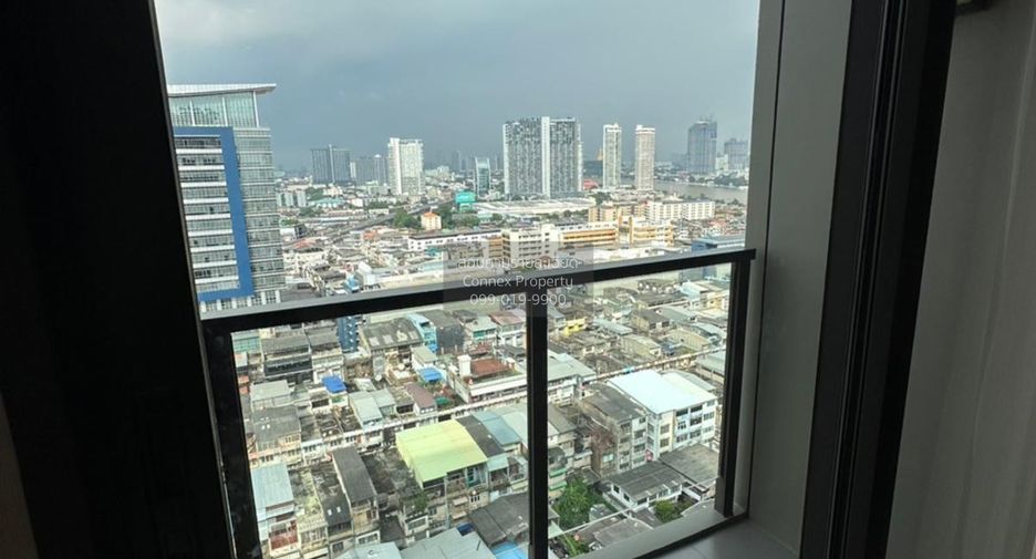For rent 2 bedrooms condo in Bang Phlat, Bangkok