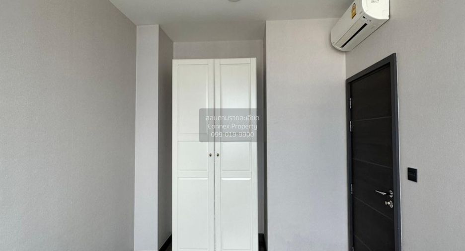 For rent 2 bedrooms condo in Bang Phlat, Bangkok