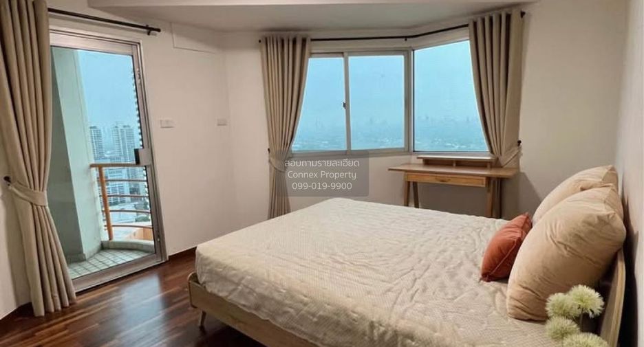 Wohnung zur Miete mit 3 Zimmer in Yan Nawa, Bangkok