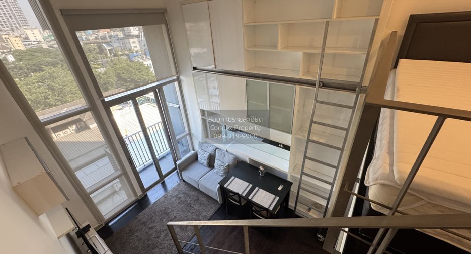 For rent 1 bed condo in Khlong Toei, Bangkok