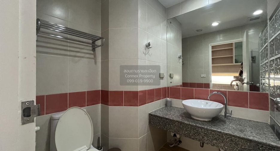 For rent 1 bed condo in Bang Rak, Bangkok