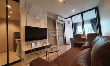 À louer 2 chambres condo à Huai Khwang, Bangkok
