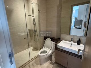 Condo en alquiler de 2 habitaciones en Bang Rak, Bangkok
