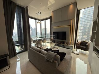 Condo en alquiler de 2 habitaciones en Bang Rak, Bangkok