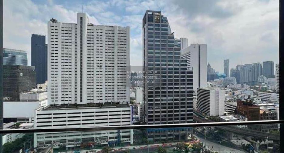 Wohnung zur Miete mit 1 Zimmer in Bang Rak, Bangkok