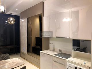 Condo en alquiler de 2 habitaciones en Bang Rak, Bangkok