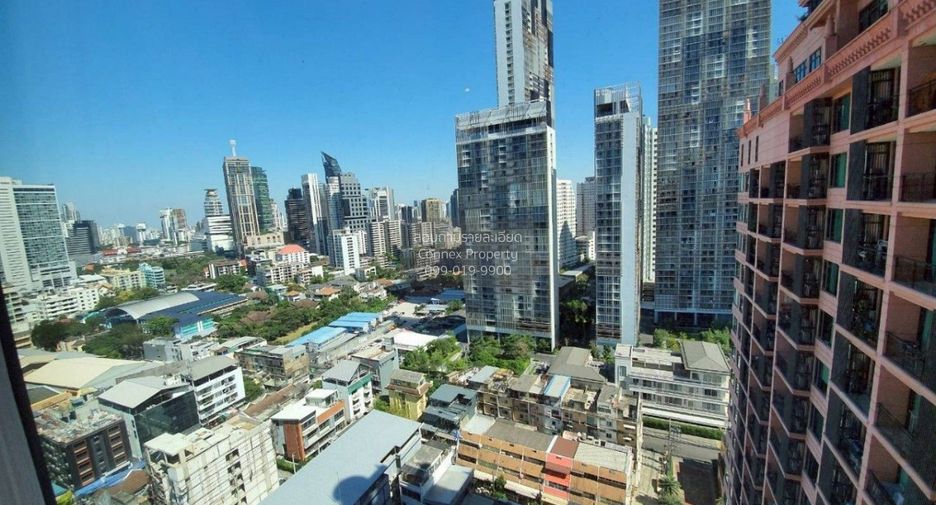 For rent 2 bedrooms condo in Khlong Toei, Bangkok