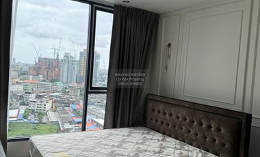 À louer 2 chambres condo 