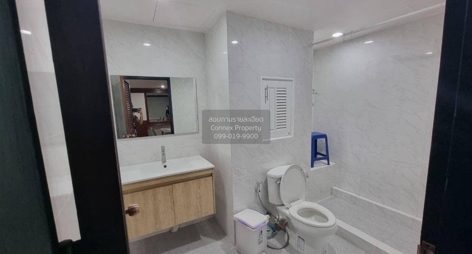 For rent 1 Beds condo in Watthana, Bangkok