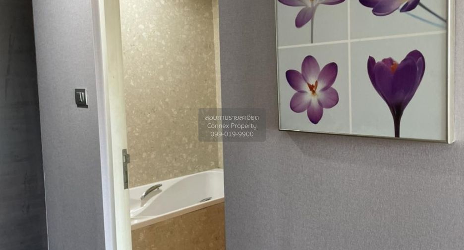 For rent 2 bedrooms condo in Pathum Wan, Bangkok