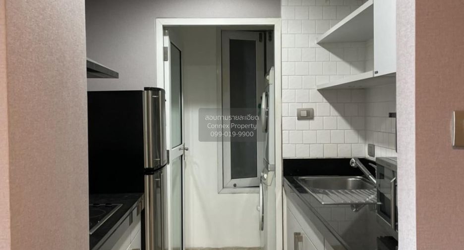 For rent 2 bedrooms condo in Pathum Wan, Bangkok