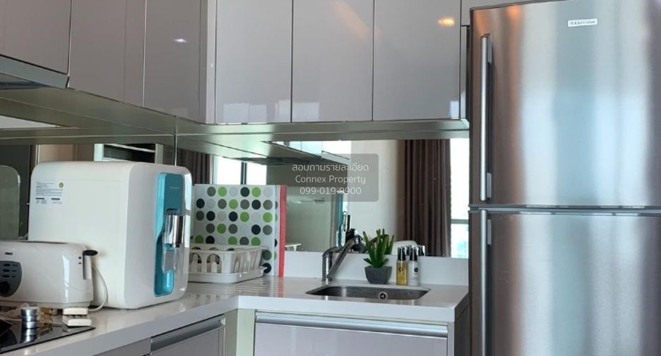 For rent 2 bedrooms condo in Sathon, Bangkok