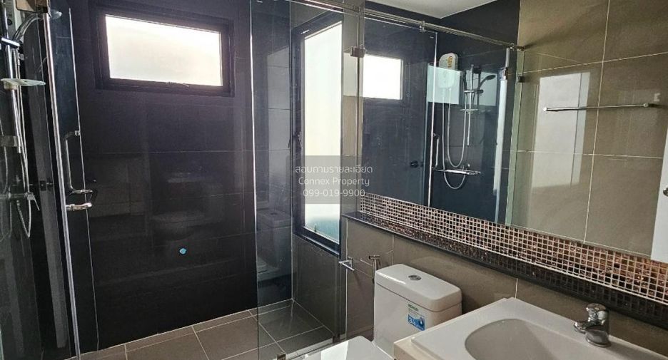 For rent 3 bedrooms house in Mueang Nonthaburi, Nonthaburi