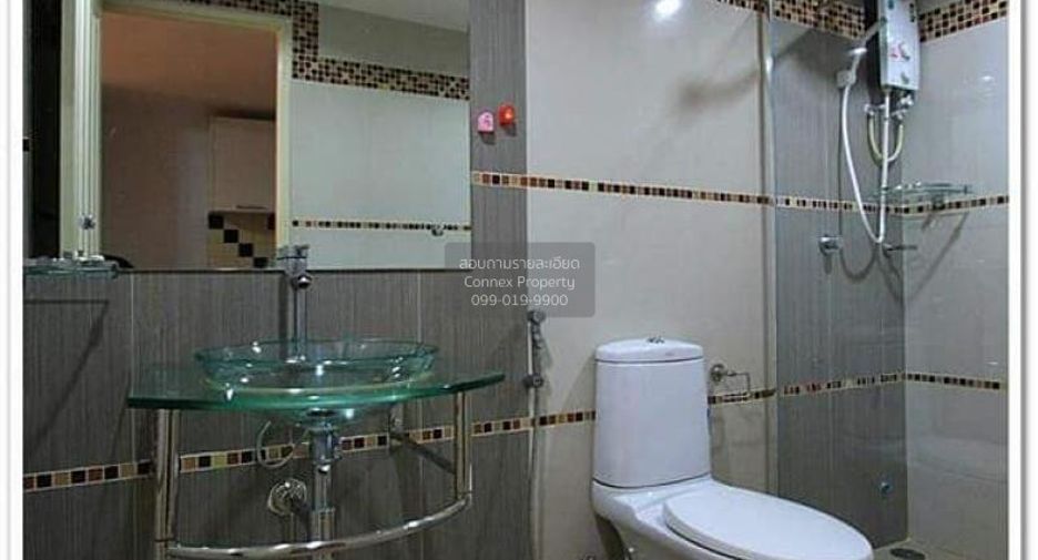 À louer 2 chambres condo à Din Daeng, Bangkok