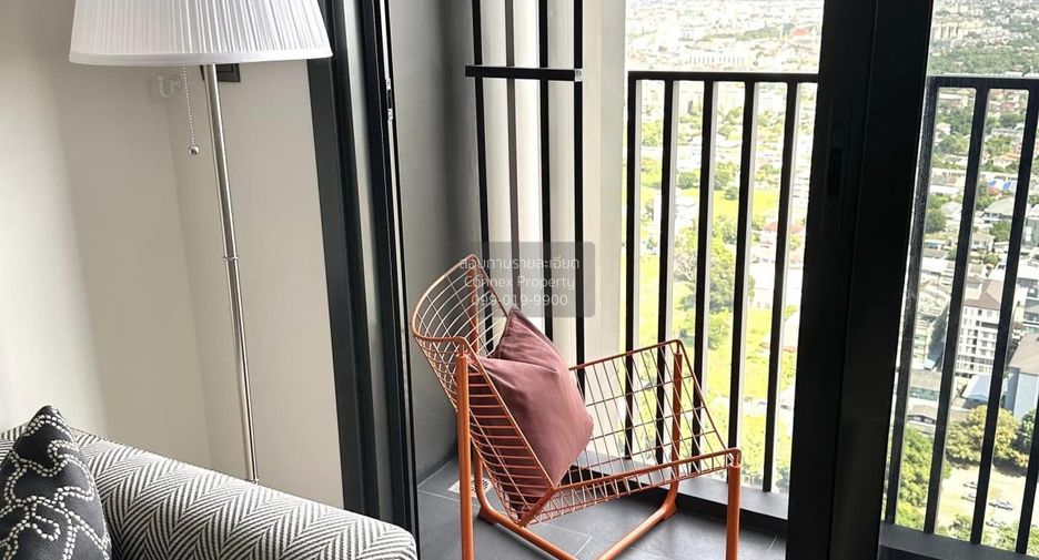 Condo en alquiler de 1 habitaciones en Phra Khanong, Bangkok