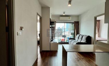 Condo en alquiler de 2 habitaciones en Phra Khanong, Bangkok
