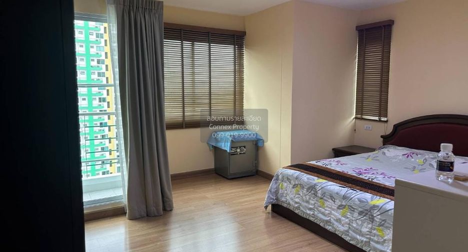 For rent 2 bedrooms condo in Chatuchak, Bangkok
