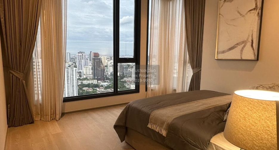 Condo en alquiler de 3 habitaciones en Khlong Toei, Bangkok